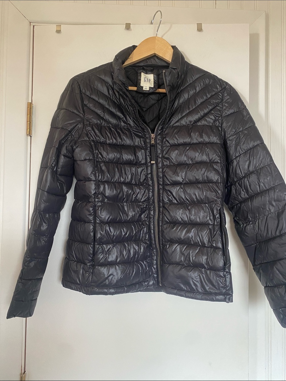 GAP Women's Black Quilted Packable Puffer Jacket